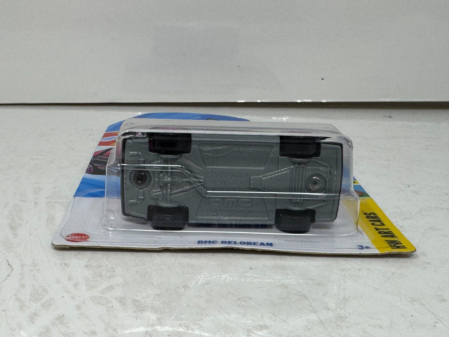 Hot Wheels Art Cars DMC DeLorean 1:64 Diecast