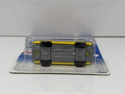 Hot Wheels Oldsmobile 442 W-30 1:64 Diecast Yellow V1