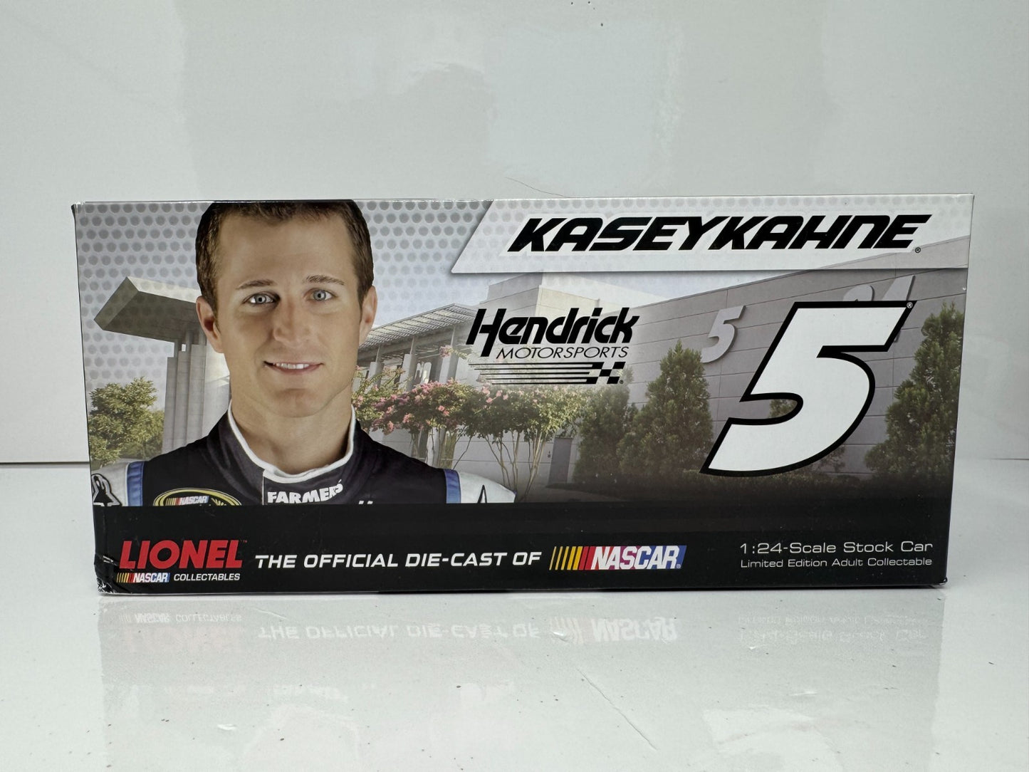 Lionel NASCAR Kasey Kahne #5 Great Clips 2013 Chevrolet SS 1:24 Diecast