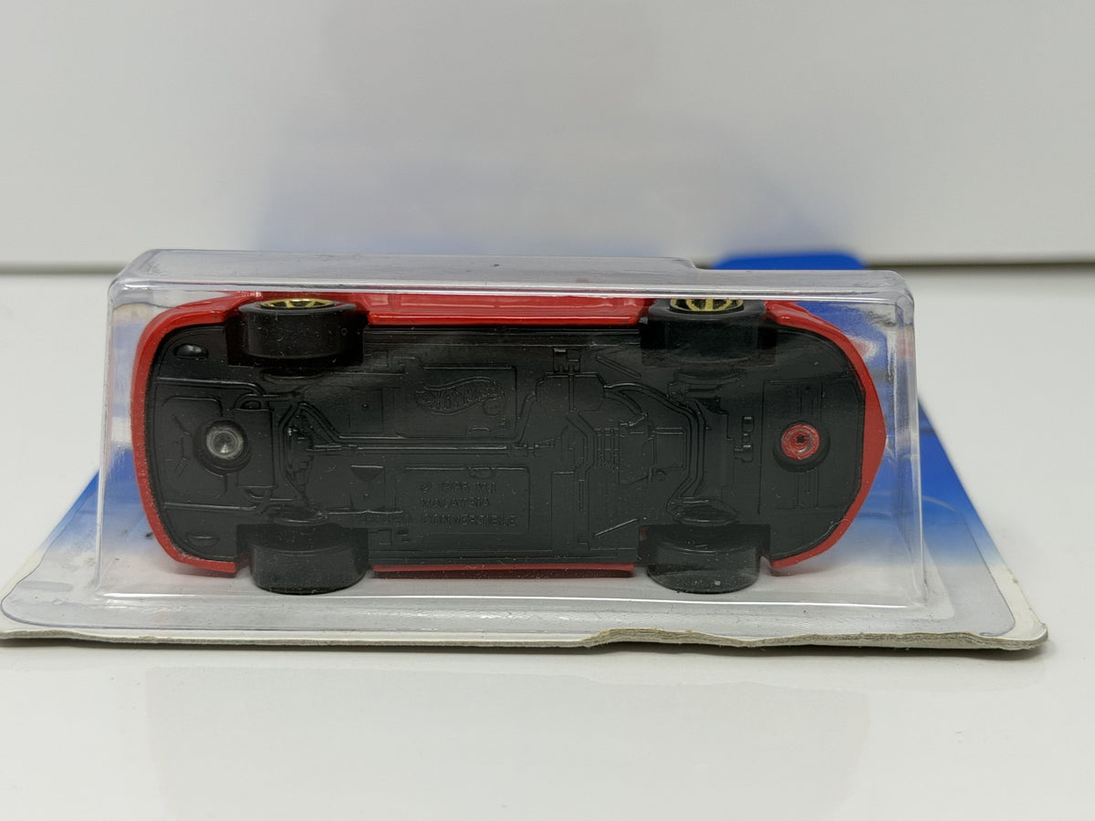 Hot Wheels Chevrolet Camaro Convertible 1:64 Diecast Red