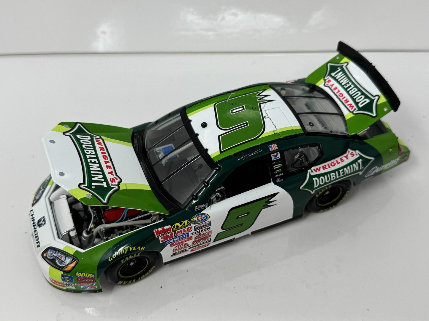 Motorsports Authentics NASCAR Kasey Kahne #9 Doublemint '07 Charger 1:24 Diecast