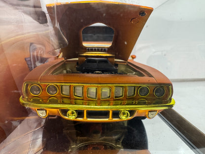 M2 Machines 1971 Plymouth HEMI Cuda CHASE 1:24 Diecast Detroit Muscle Gold Rims