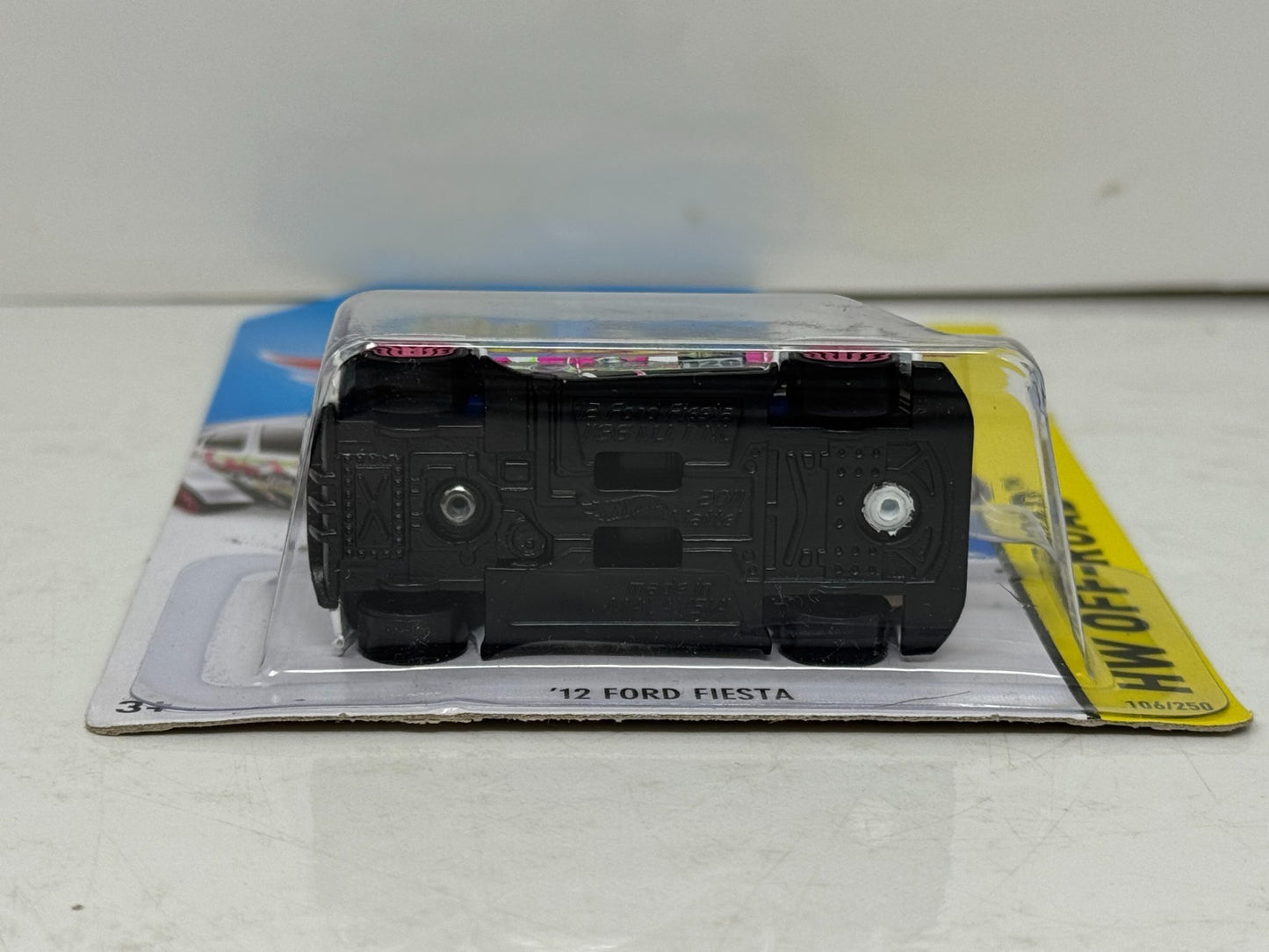 Hot Wheels Treasure Hunt HW Off-Road 2012 Ford Fiesta 1:64 Diecast