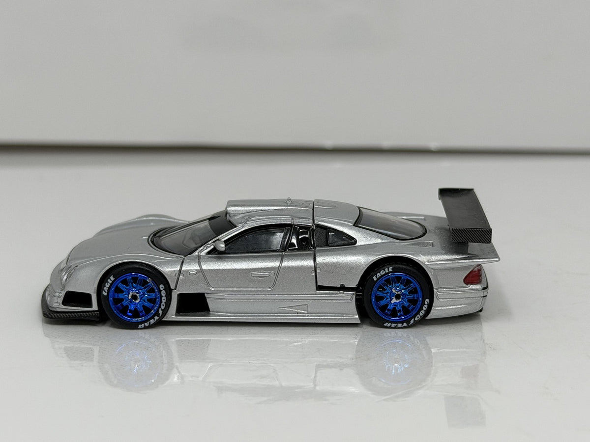 Pop Race Mercedes-Benz CLK-GTR Silver 1:64 Diecast