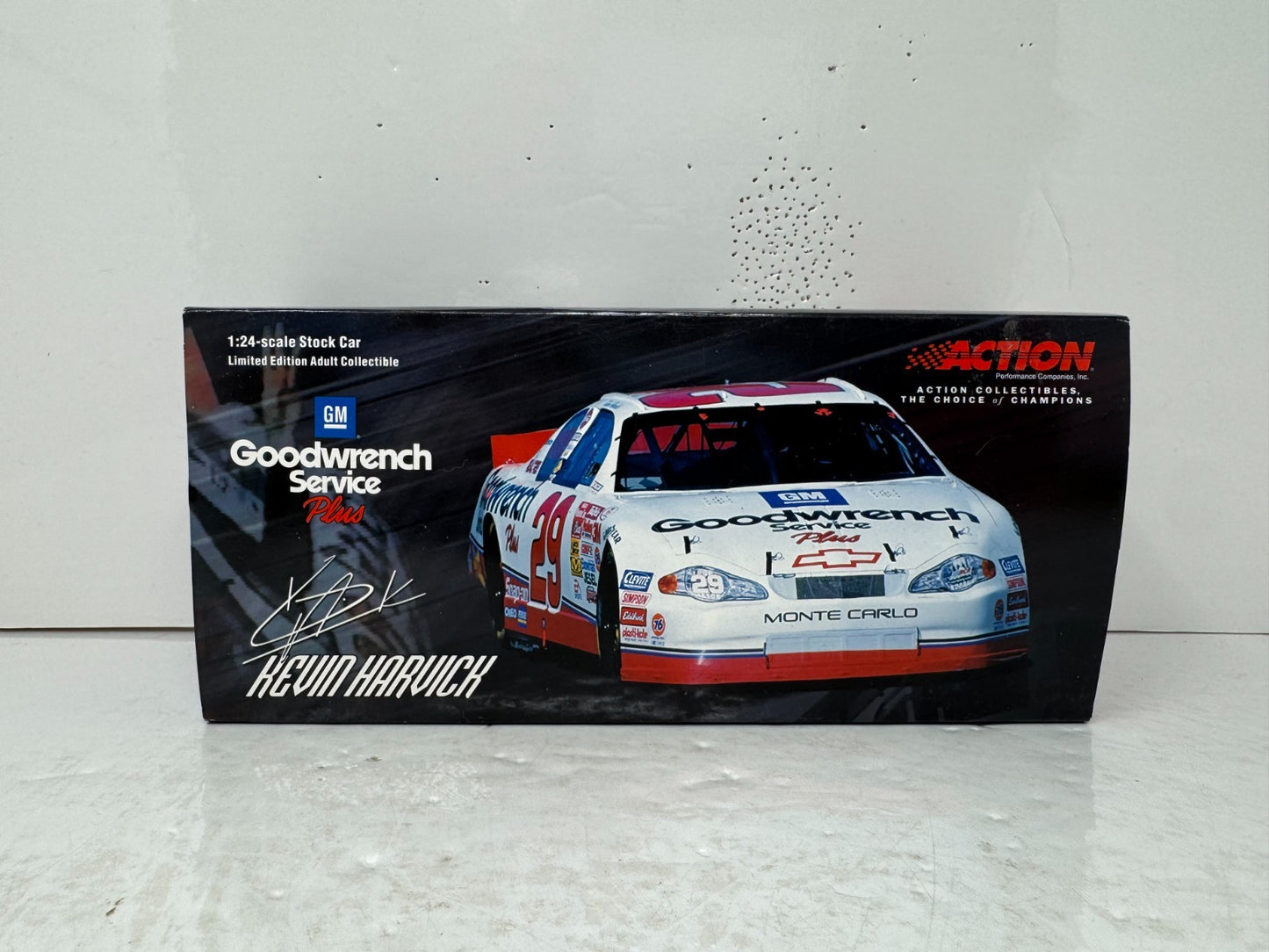 Action NASCAR #29 Kevin Harvick Service Plus 2001 Monte Carlo 1:24 Diecast