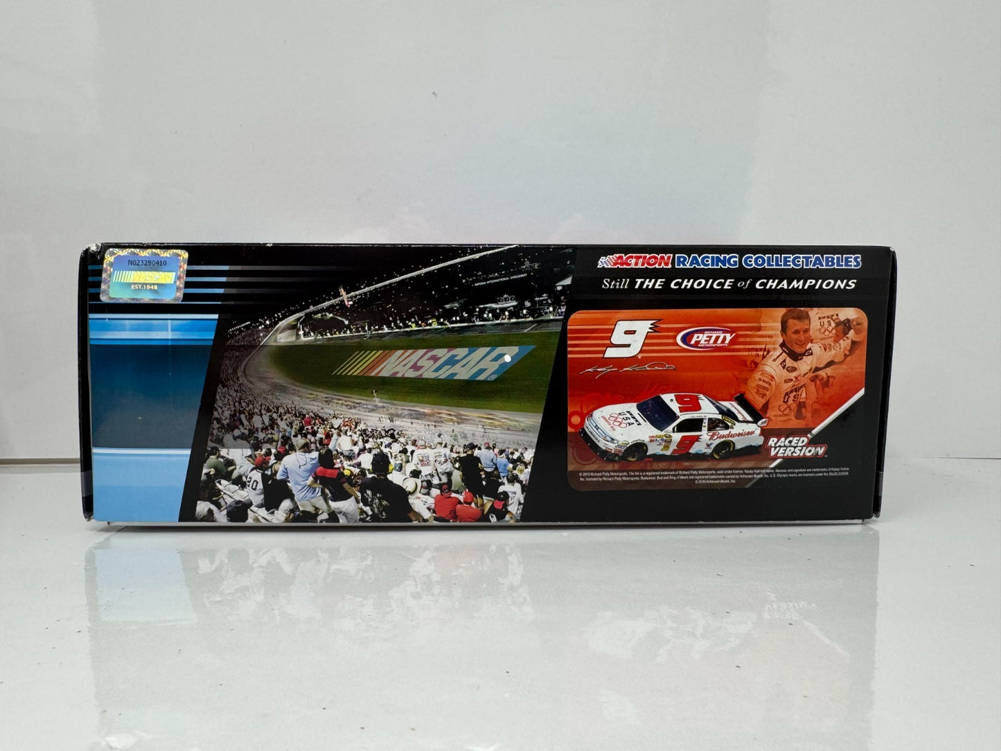 Action NASCAR #9 Kasey Kahne Bud Olympic Gatorade Duel Win 2010 1:24 Diecast