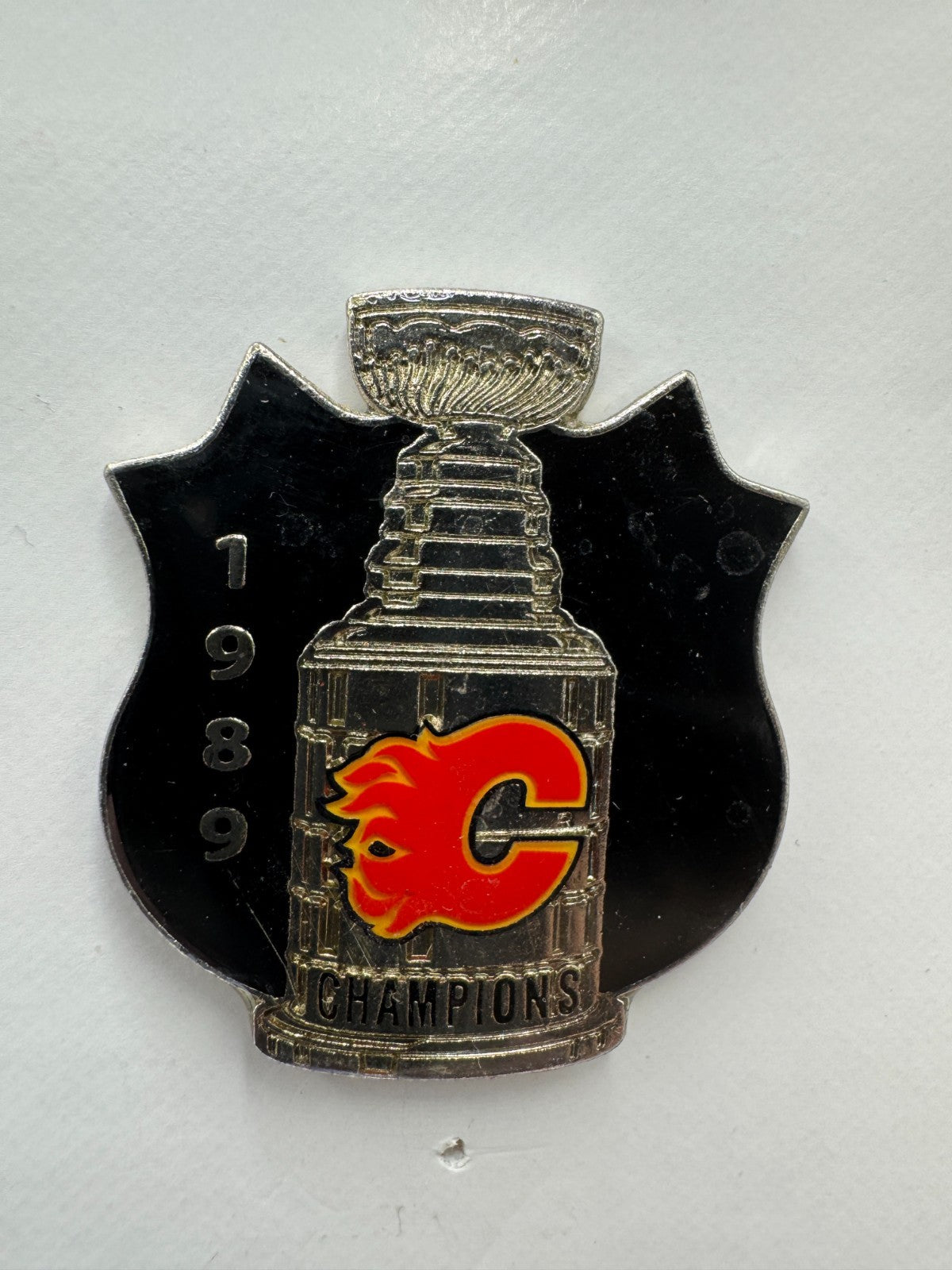 Calgary Flames 1989 Stanley Cup Champions NHL Hockey Lapel Pin
