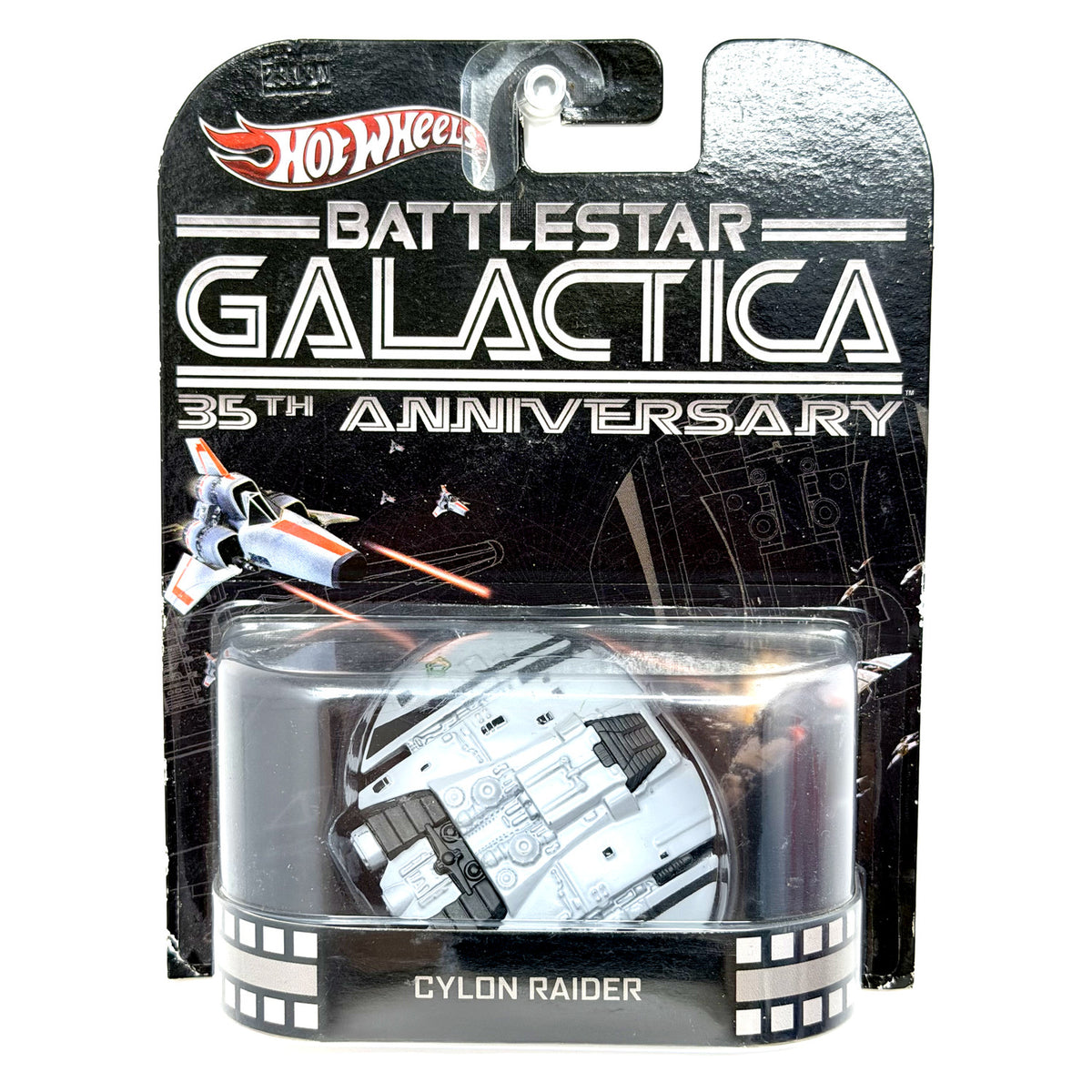 Hot Wheels Retro Entertainment Battlestar Galactica Cylon Raider 1:64 Diecast