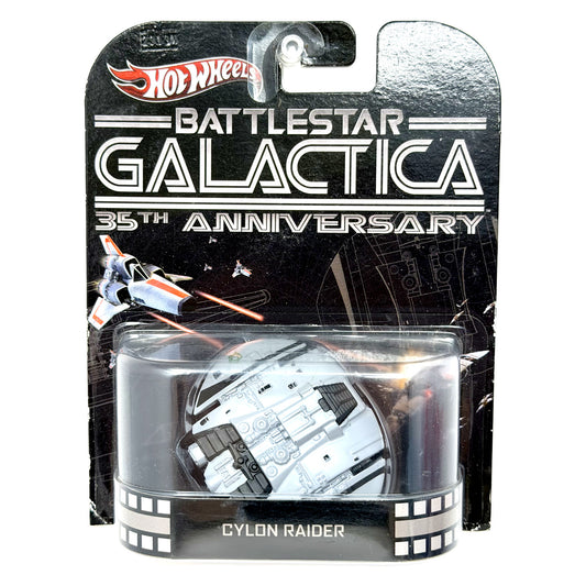 Hot Wheels Retro Entertainment Battlestar Galactica Cylon Raider 1:64 Diecast