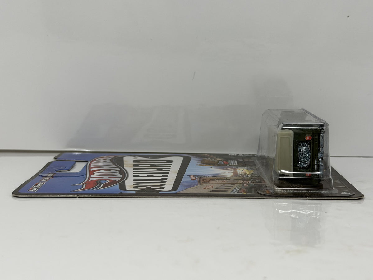 Hot Wheels Boulevard Volkswagen Type 181 1:64 Diecast Real Riders