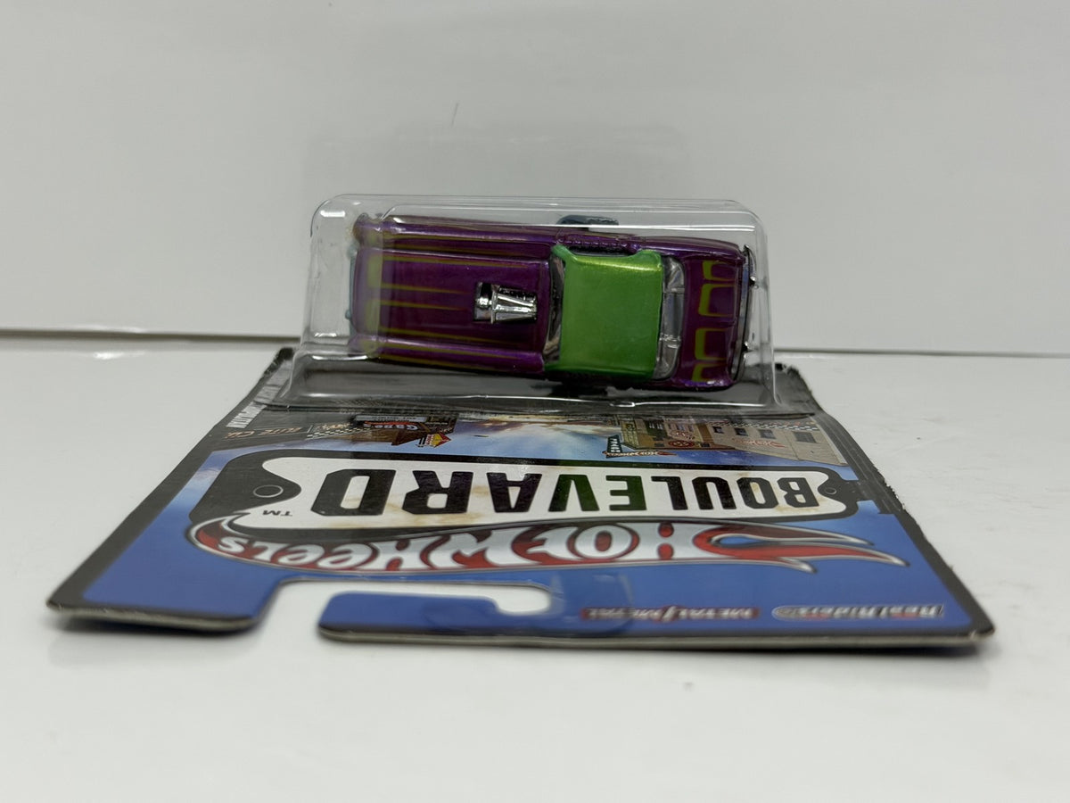 Hot Wheels Boulevard Metropolitan Nash Metropolitan 1:64 Diecast Real Riders