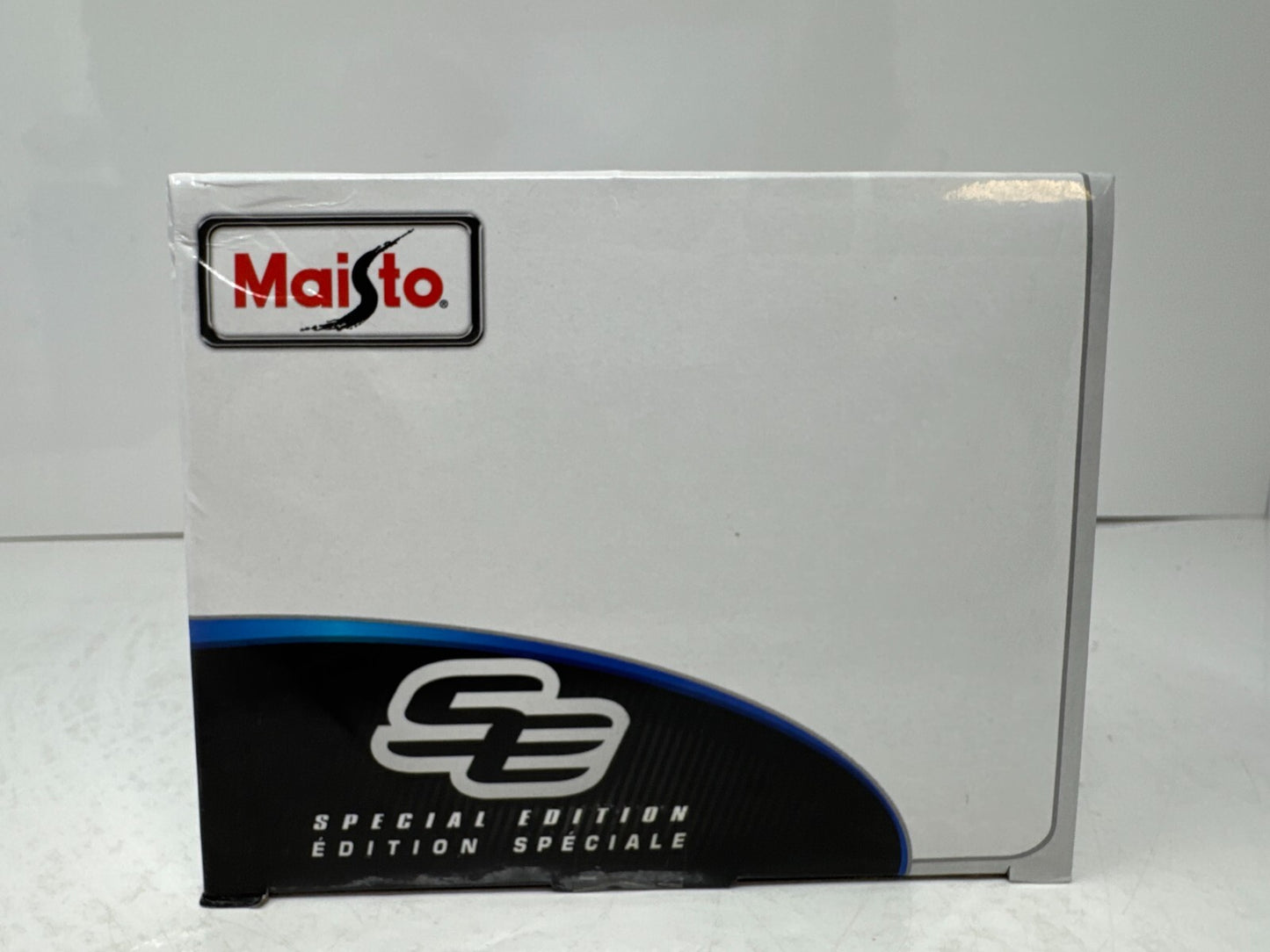 Maisto Bugatti Divo Special Edition 1:18 Diecast