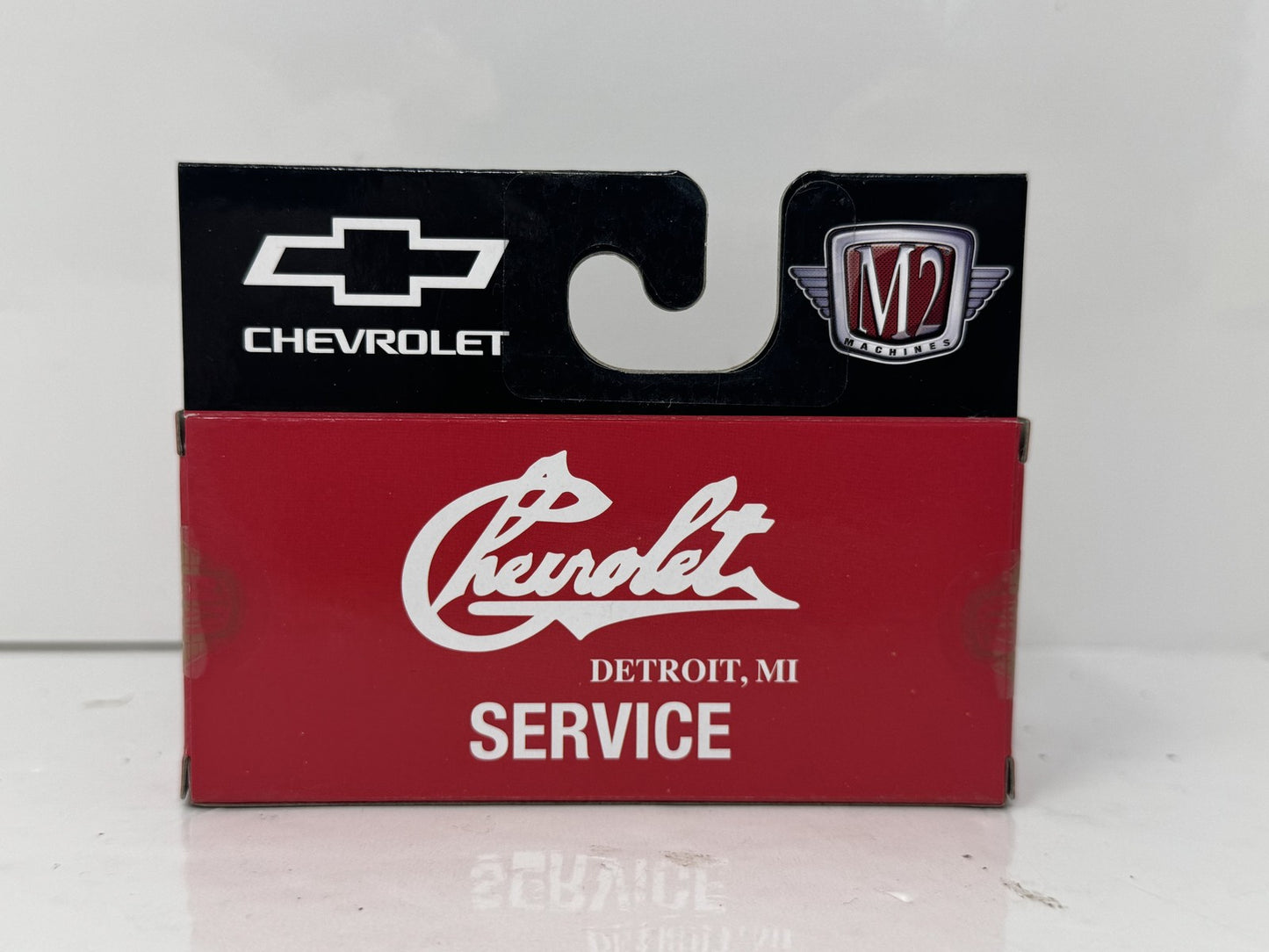 M2 Machines Ground Pounders 1953 Chevrolet 3100 Tow Truck 1:64 Diecast