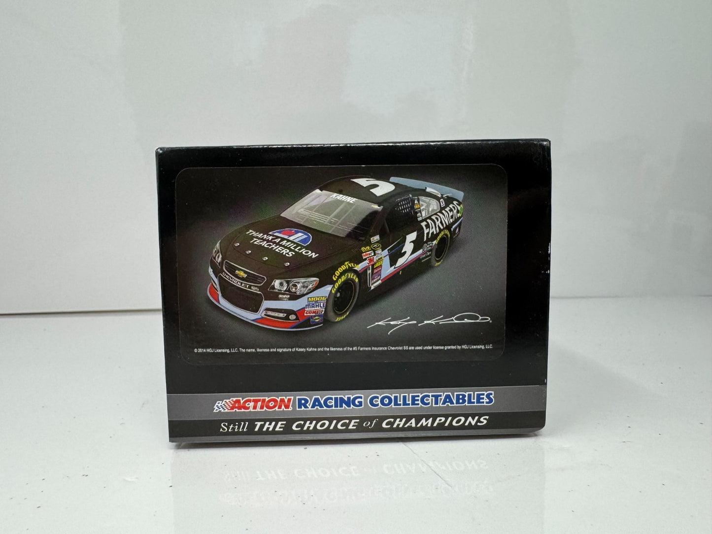 Lionel NASCAR Kasey Kahne #5 Farmers Thank A Million Teachers 2014 1:24 Diecast