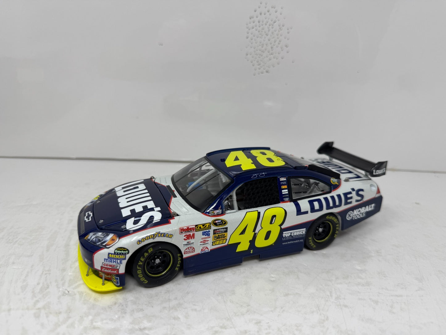 Action Nascar #48 Jimmie Johnson Lowe's 2010 Impala 1:24 Diecast