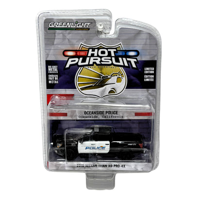 Greenlight Hot Pursuit 2018 Nissan Titan XD PRO-4X Oceanside Police 1:64 Diecast