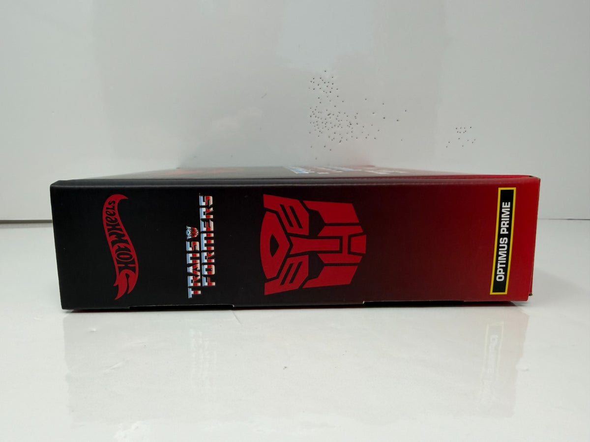 Hot Wheels Transformers Optimus Prime Mattel Creations RLC Exclusive