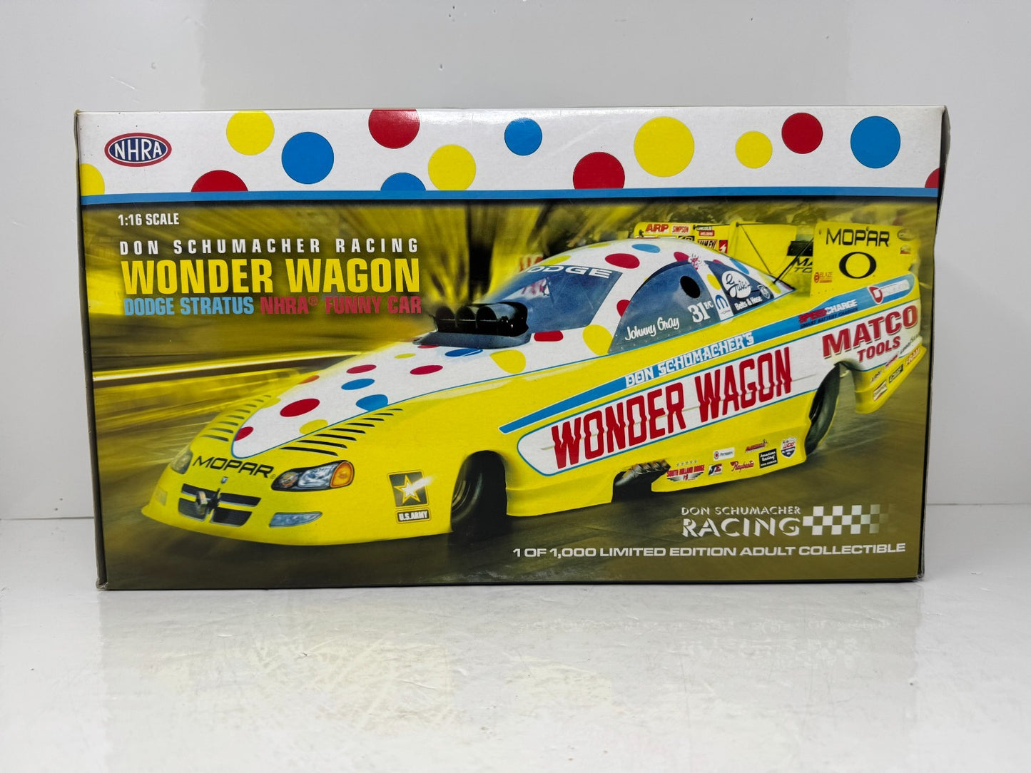 Milestone Johnny Gray NHRA Wonder Wagon Dodge Stratus Funny Car 1:16 Scale
