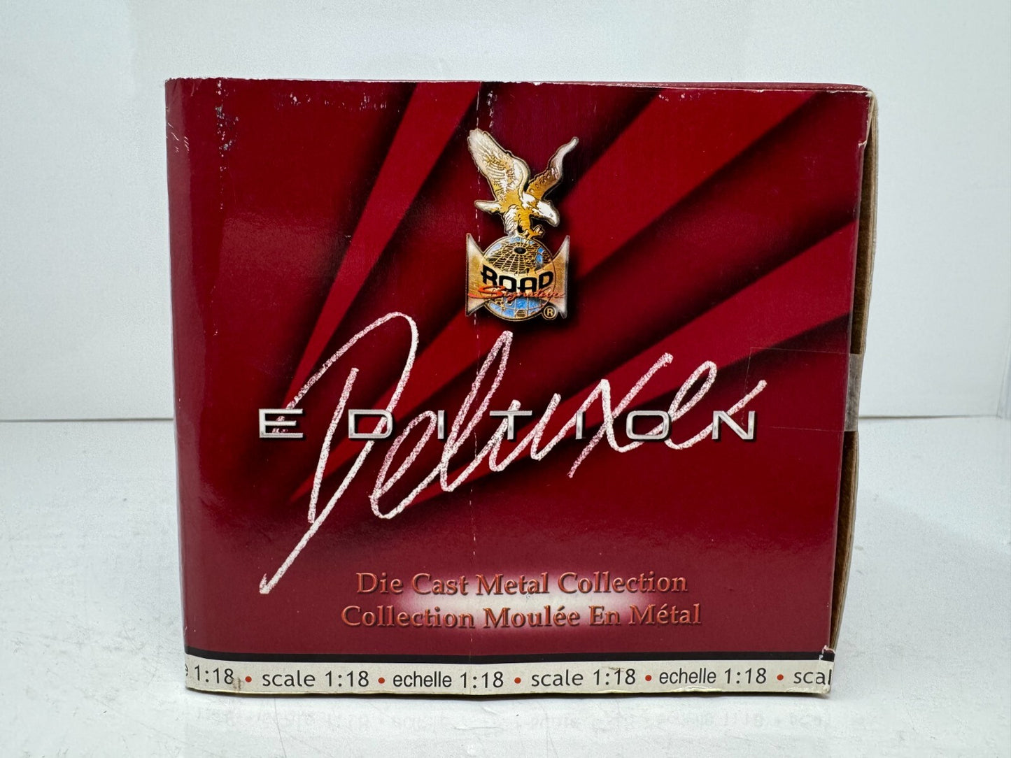 Yat Ming Road Signature 1957 Ford Thunderbird 1:18 Diecast