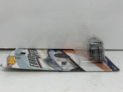 Hot Wheels Euro Speed Porsche 993 GT2 1:64 Diecast Real Riders