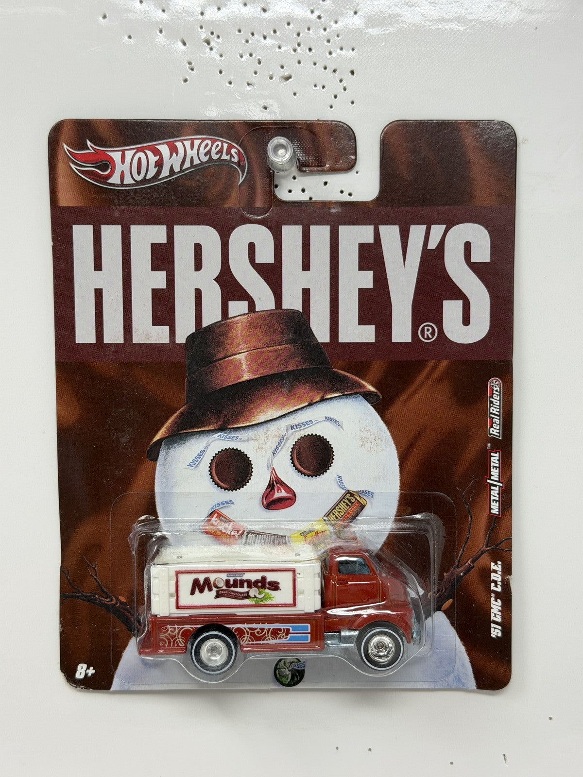 Hot Wheels Hershey's Mounds 1951 GMC C.O.E. 1:64 Diecast Real Riders