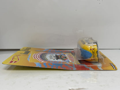 Hot Wheels The Beatles Magical Mystery Tour Haulin' Gas 1:64 Diecast Real Riders