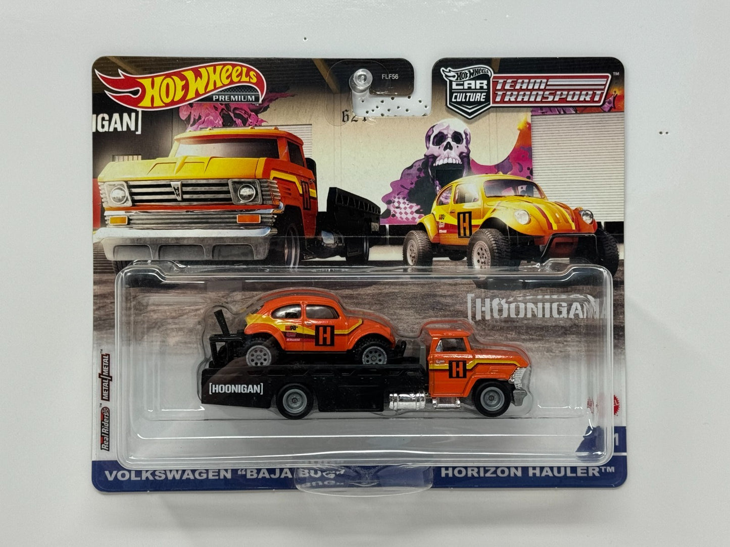 Hot Wheels Premium Team Transport #31 Volkswagen Baja Bug & Hauler 1:64 Diecast