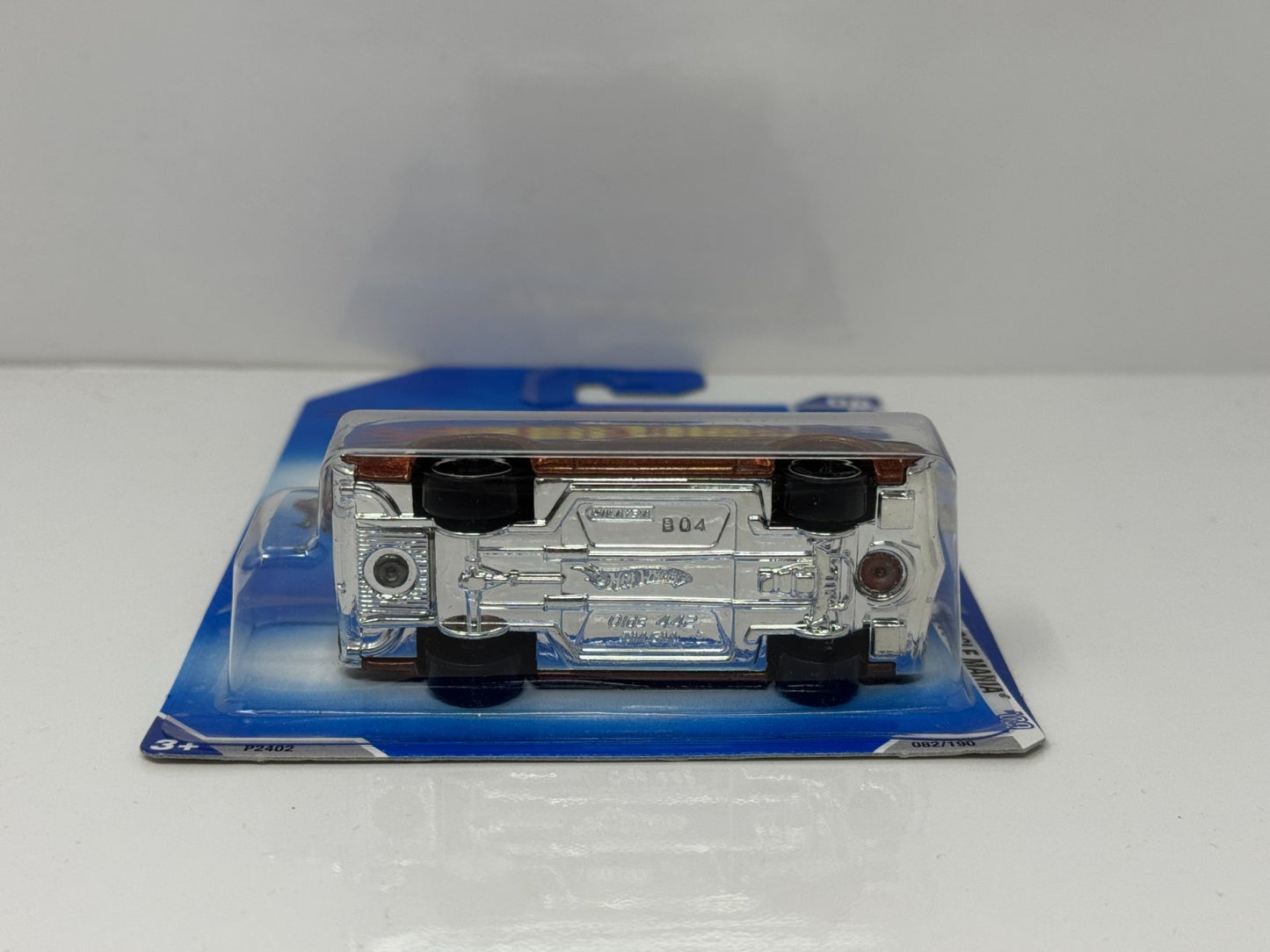 Hot Wheels Muscle Mania 1970 Oldsmobile 442 1:64 Diecast Factory Sealed Copper