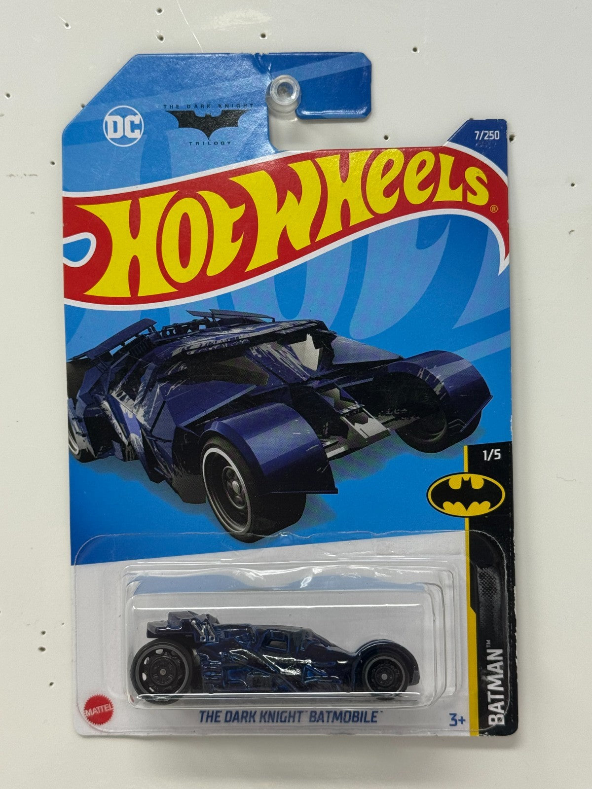 Hot Wheels Treasure Hunt The Dark Knight Batmobile 1:64 Diecast