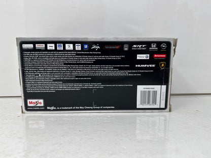 Maisto Premiere DC 2014 Chevrolet Stingray Convertible 1:24 Diecast
