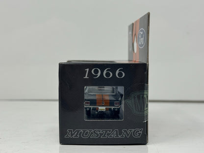 M2 Machines 1966 Ford Mustang 2+2 1:64 Diecast