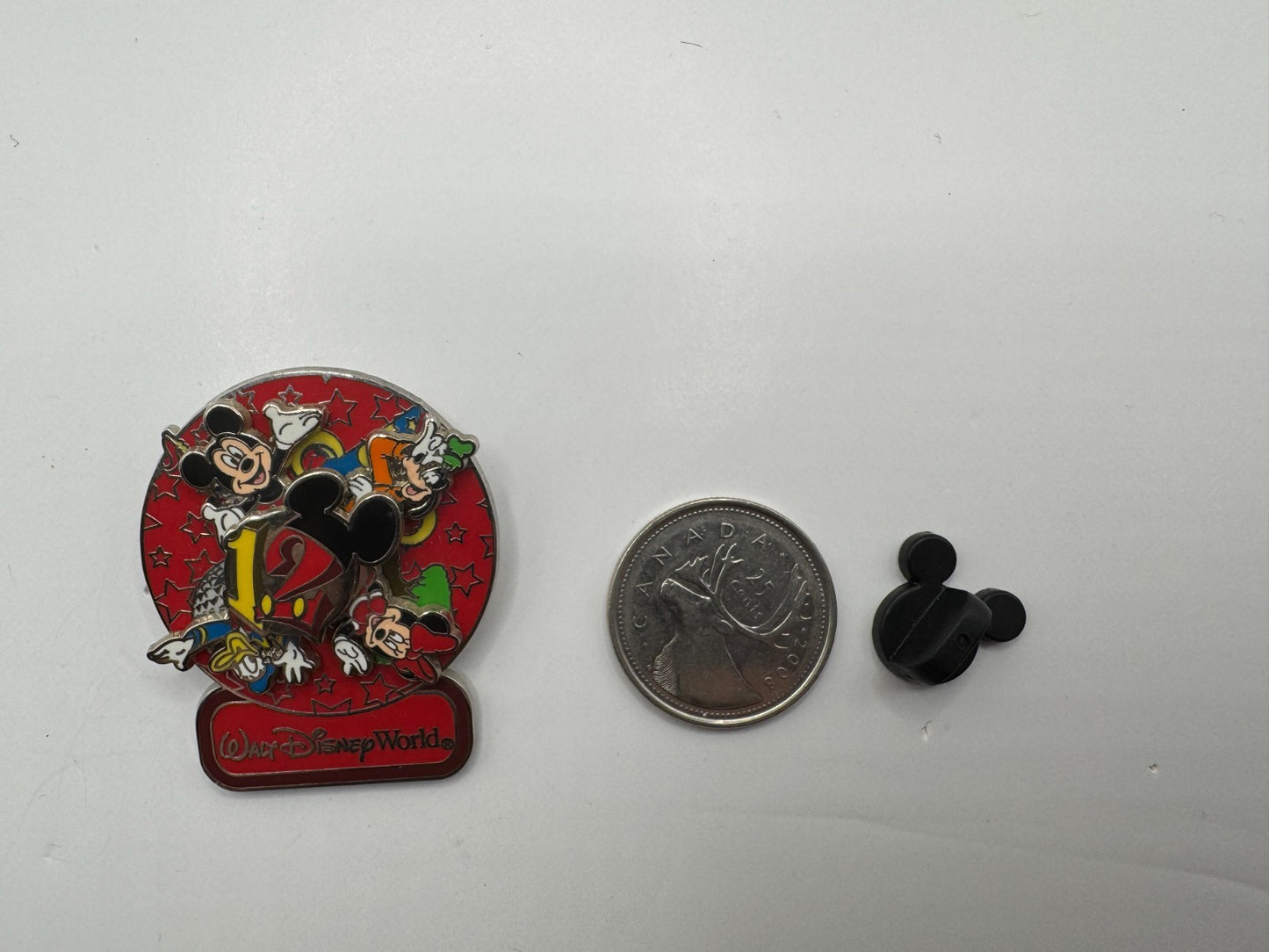 DLP Disney Gang Spinner 2012 Trading Pin DC2S12