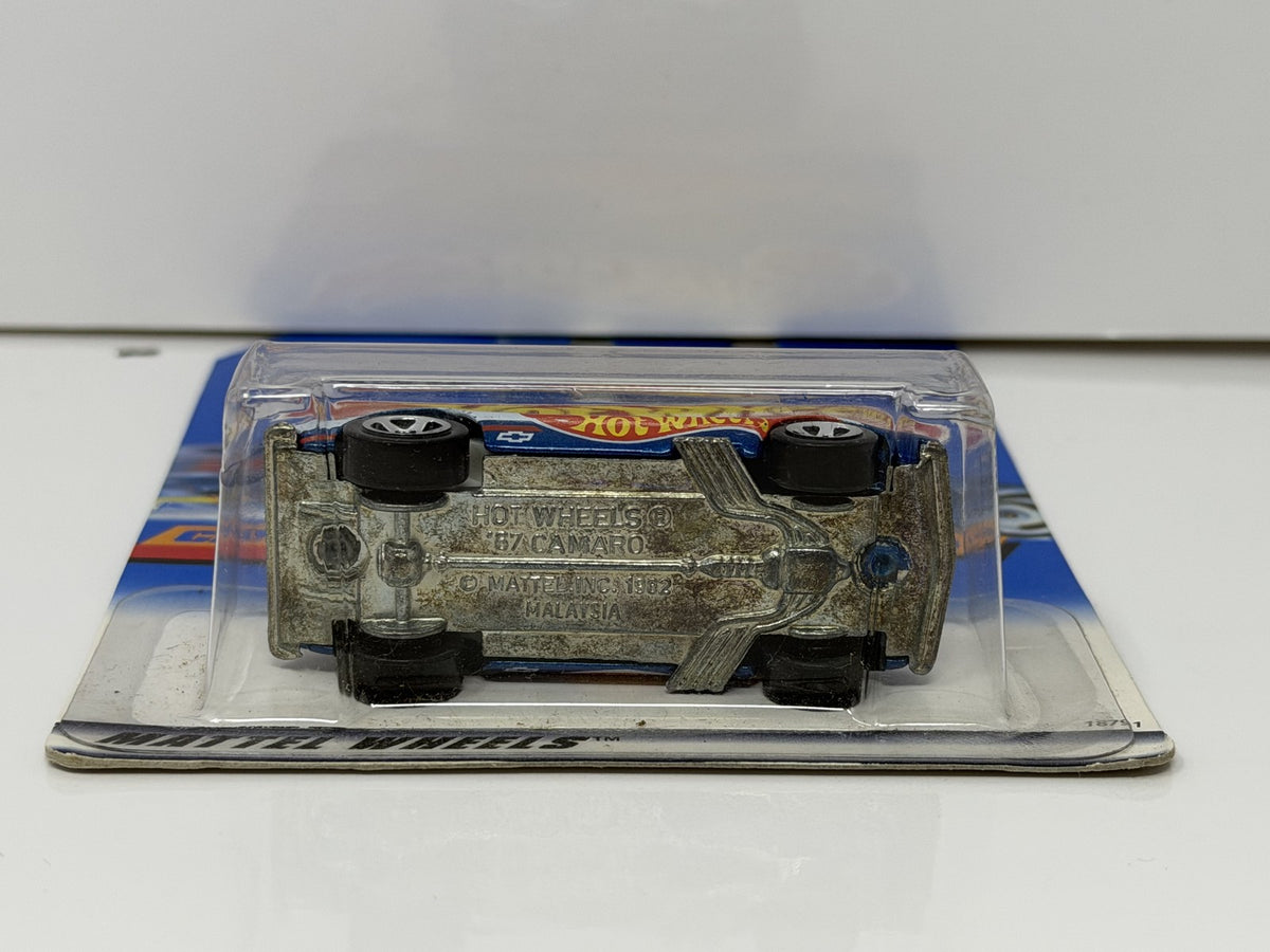 Hot Wheels Race Team Series IV 1967 Chevrolet Camaro 1:64 Diecast Blue