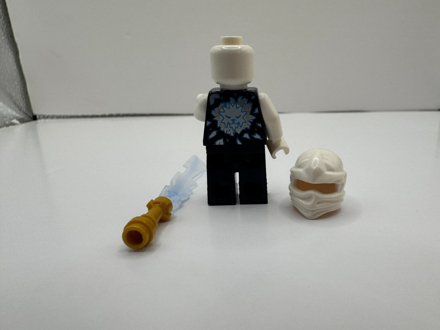 LEGO Ninjago Airjitzu Flyer Zane Minifigure 70742