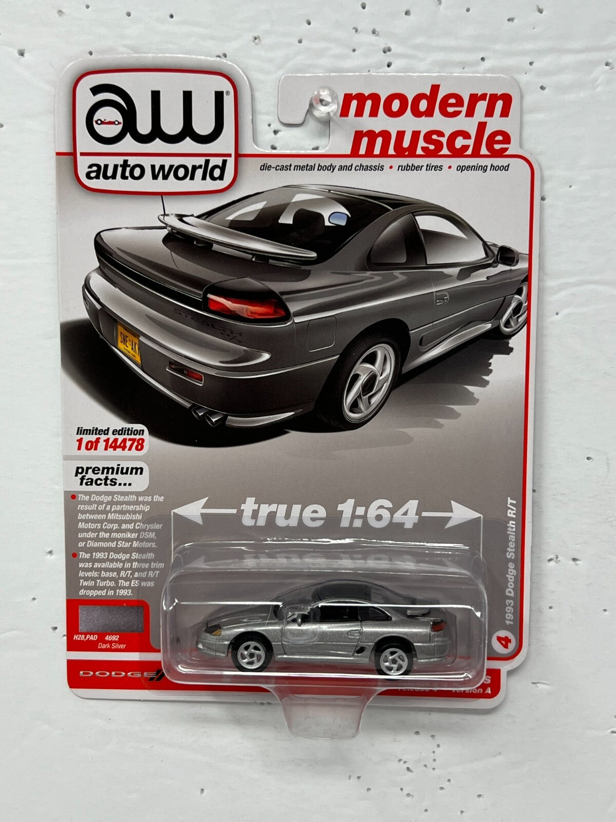 Auto World Modern Muscle 1993 Dodge Stealth R/T 1:64 Diecast Version A