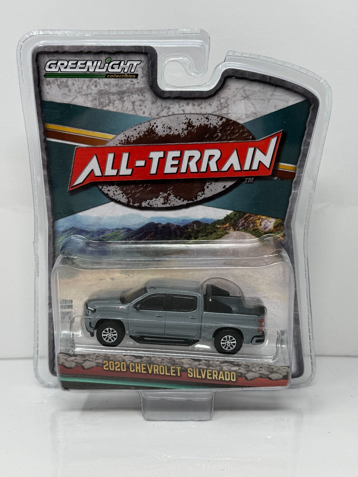 Greenlight All-Terrain 2020 Chevrolet Silverado Z71 1:64 Diecast