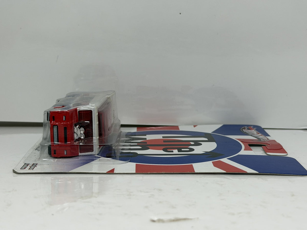 Hot Wheels The Who Smokin' Grille 1:64 Diecast Real Riders
