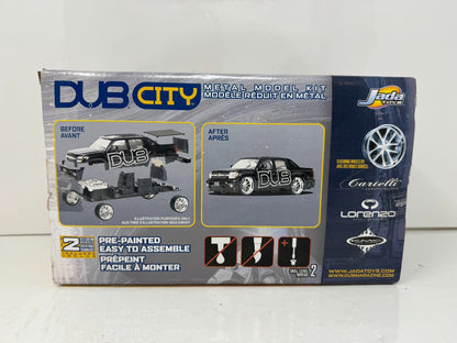Jada Dub City 2001 Chevy Avalanche Yellow Metal Model Kit 1:24 Diecast