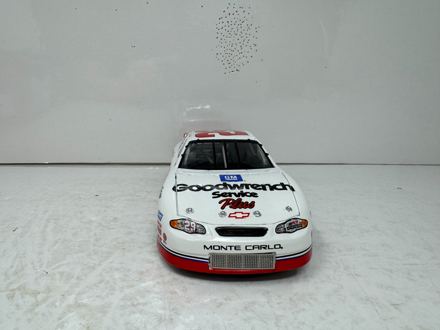 Action NASCAR #29 Kevin Harvick Service Plus 2001 Monte Carlo 1:24 Diecast