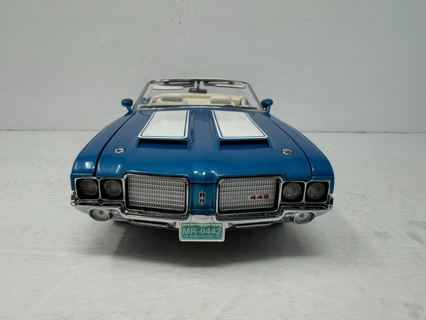 Exact Detail Replicas 1972 Oldsmobile 442 W-30 1:18 Diecast 458/ 2000