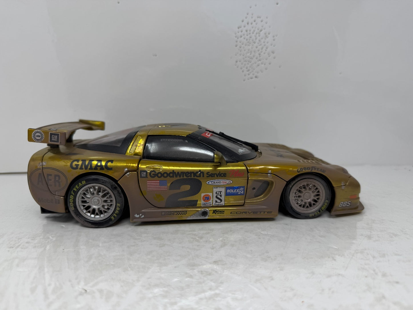 Action Racing #2 Ron Fellows GM 2001 Corvette C5R RACED VERSION 1:18 Diecast