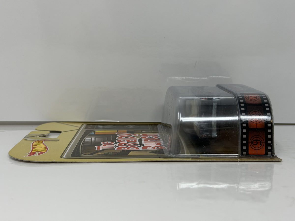 Hot Wheels Retro Entertainment The Brady Bunch 1956 Chevy 1:64 Diecast