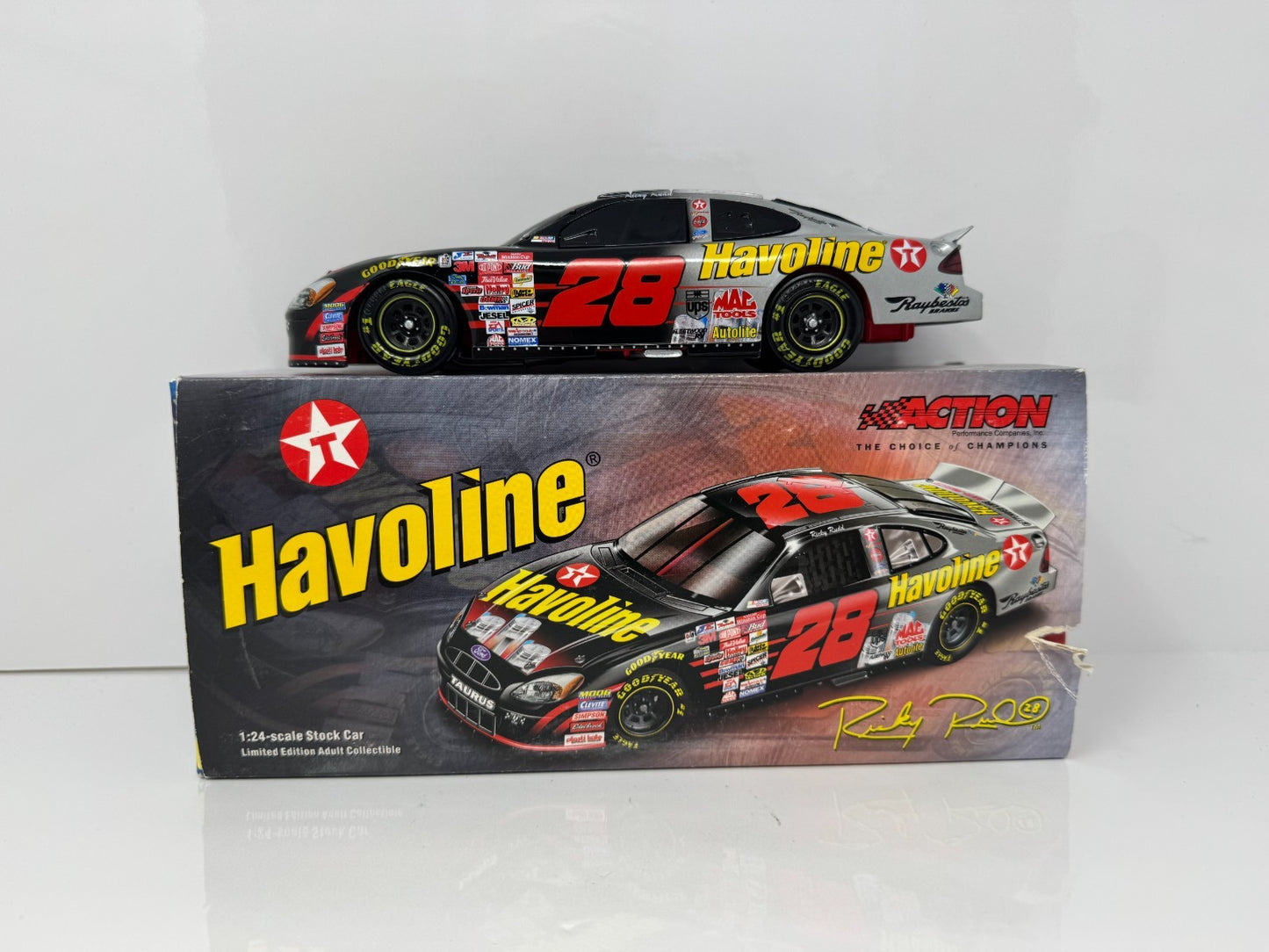 Action NASCAR Ricky Rudd #28 Havoline Bud Shootout 2001 Taurus BANK 1:24 Diecast