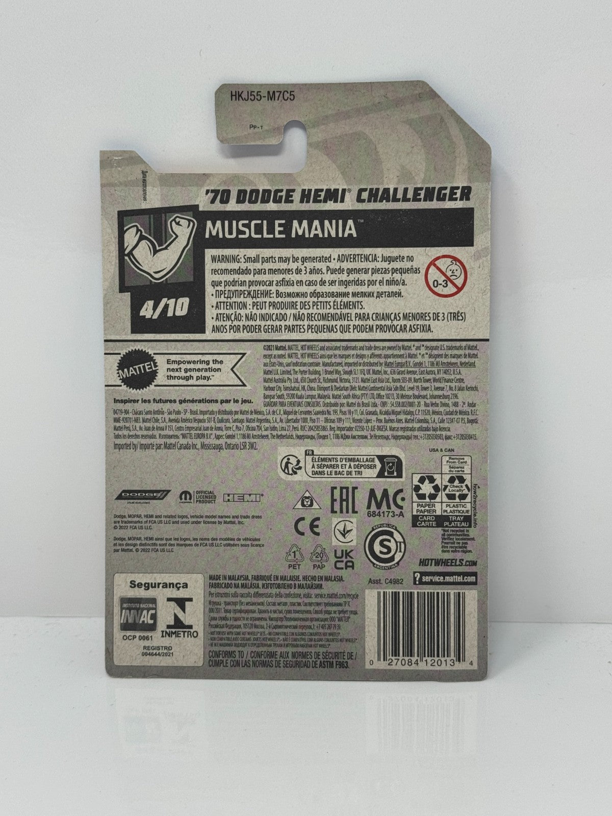 Hot Wheels Muscle Mania 1970 Dodge Hemi Challenger 1:64 Diecast Green