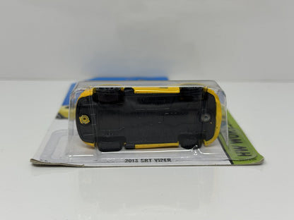 Hot Wheels HW Workshop 2013 SRT Viper 1:64 Diecast Yellow