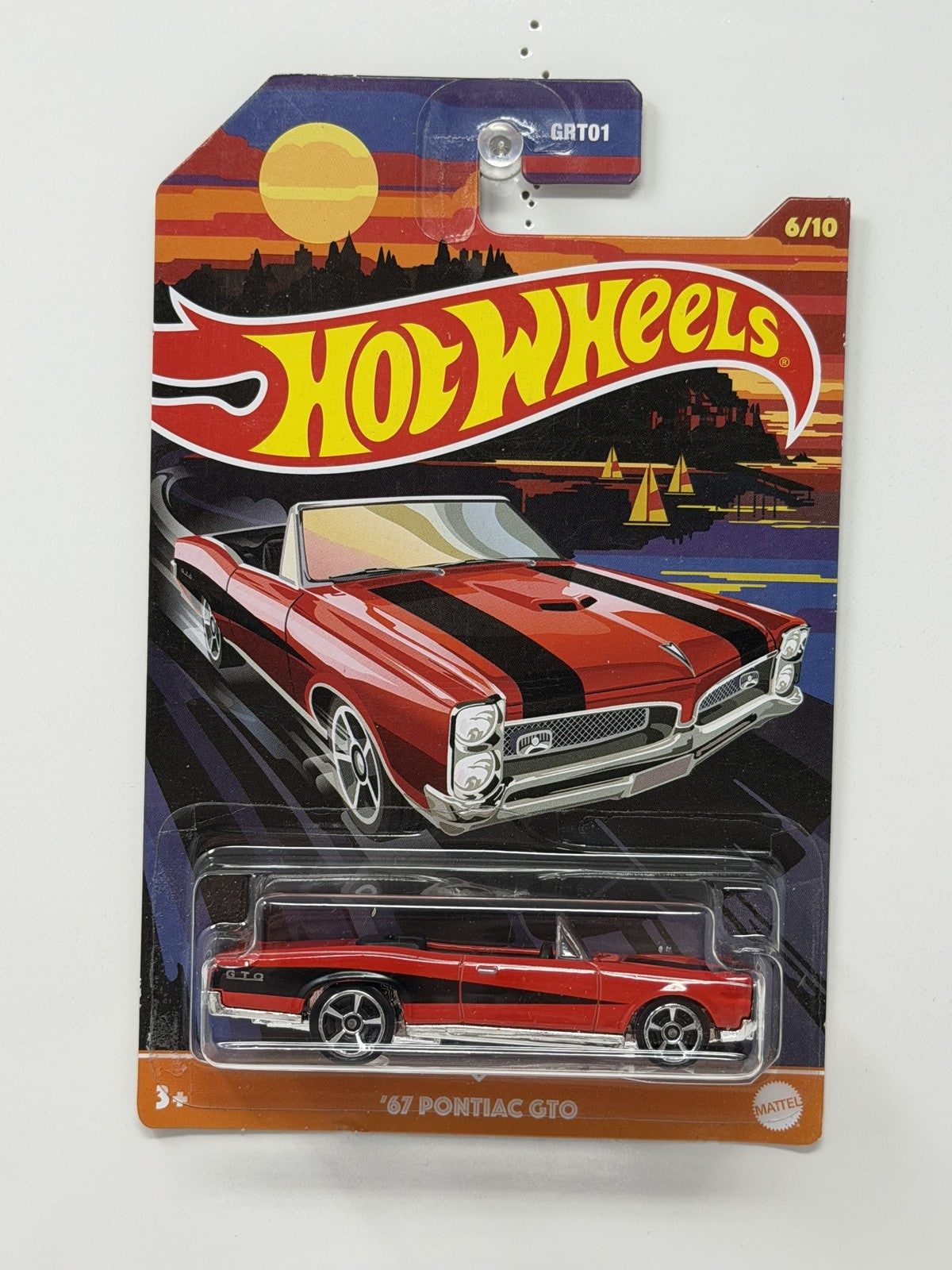Hot Wheels Convertible Series 1967 Pontiac GTO 1:64 Diecast Red