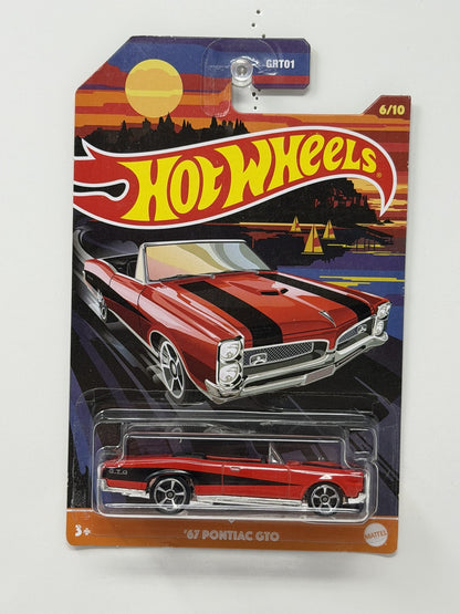 Hot Wheels Convertible Series 1967 Pontiac GTO 1:64 Diecast Red