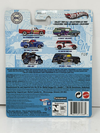 Hot Wheels DC Comics Originals Cool One Catwoman 1:64 Diecast Real Riders