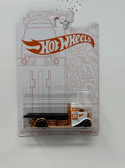 Hot Wheels White & Orange Fast-Bed Hauler 1:64 Diecast