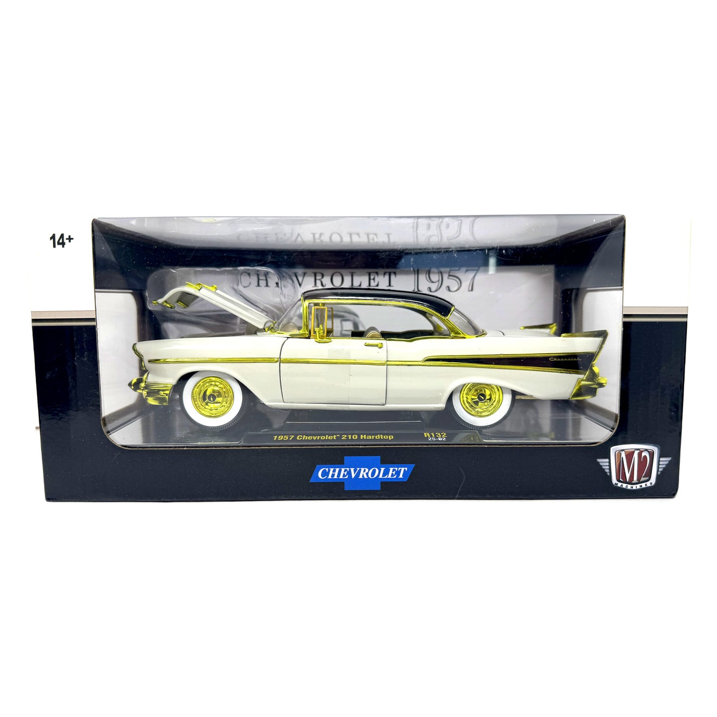 M2 Machines Chevrolet 1957 Chevrolet 210 Hardtop CHASE 1:24 Diecast